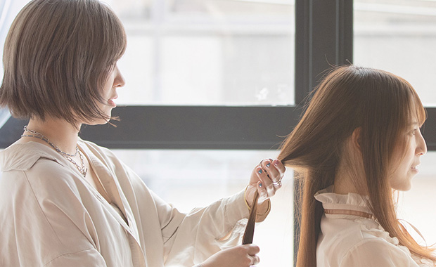 髪の状態を理解するケアステップを提案